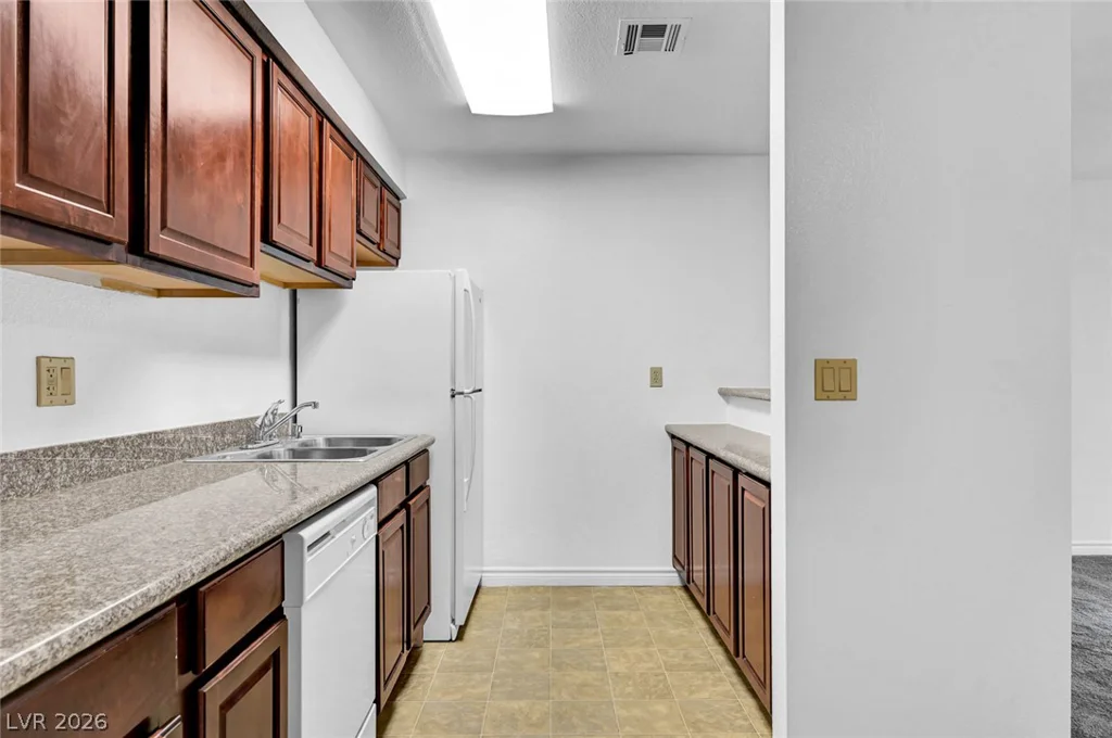 4340 Sandy River, Las Vegas, NV 89103