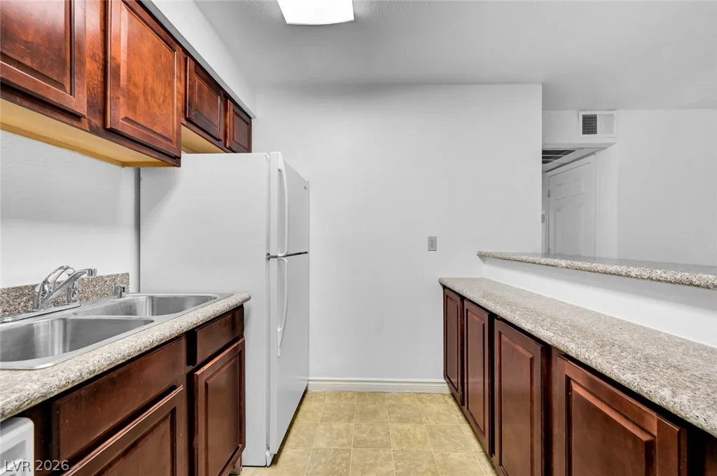 4340 Sandy River, Las Vegas, NV 89103