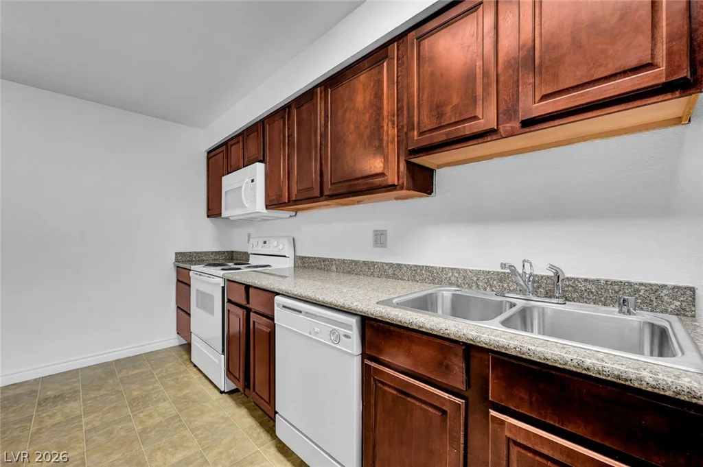 4340 Sandy River, Las Vegas, NV 89103