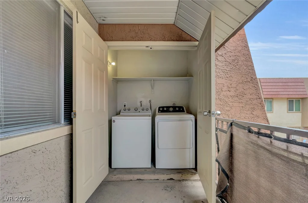 4340 Sandy River, Las Vegas, NV 89103