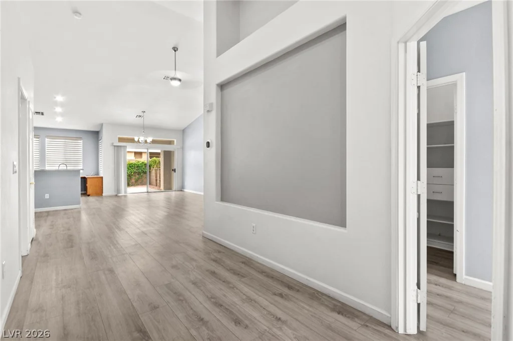 9257 Blue Flax, Las Vegas, NV 89148