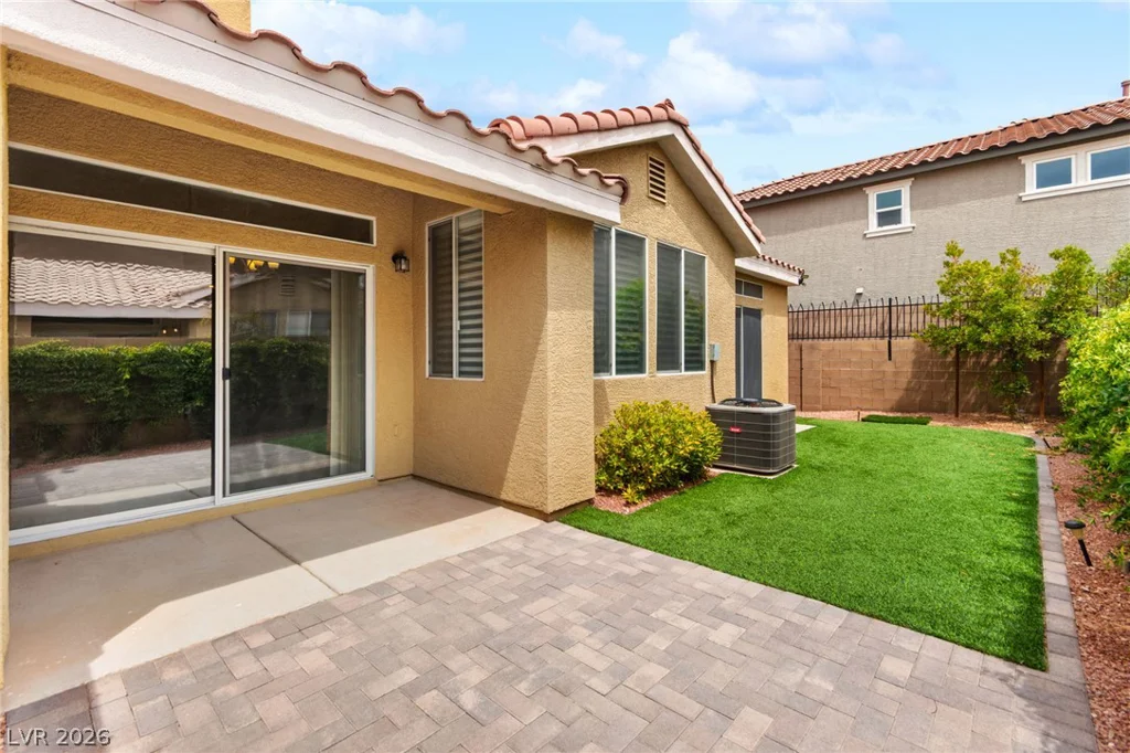 9257 Blue Flax, Las Vegas, NV 89148