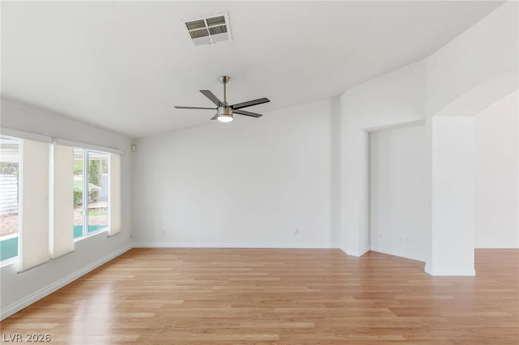 8598 Waterford Bend, Las Vegas, NV 89123