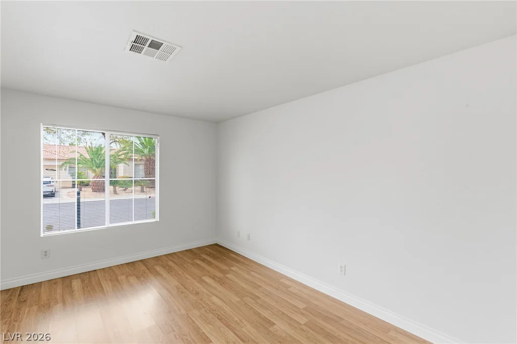 8598 Waterford Bend, Las Vegas, NV 89123