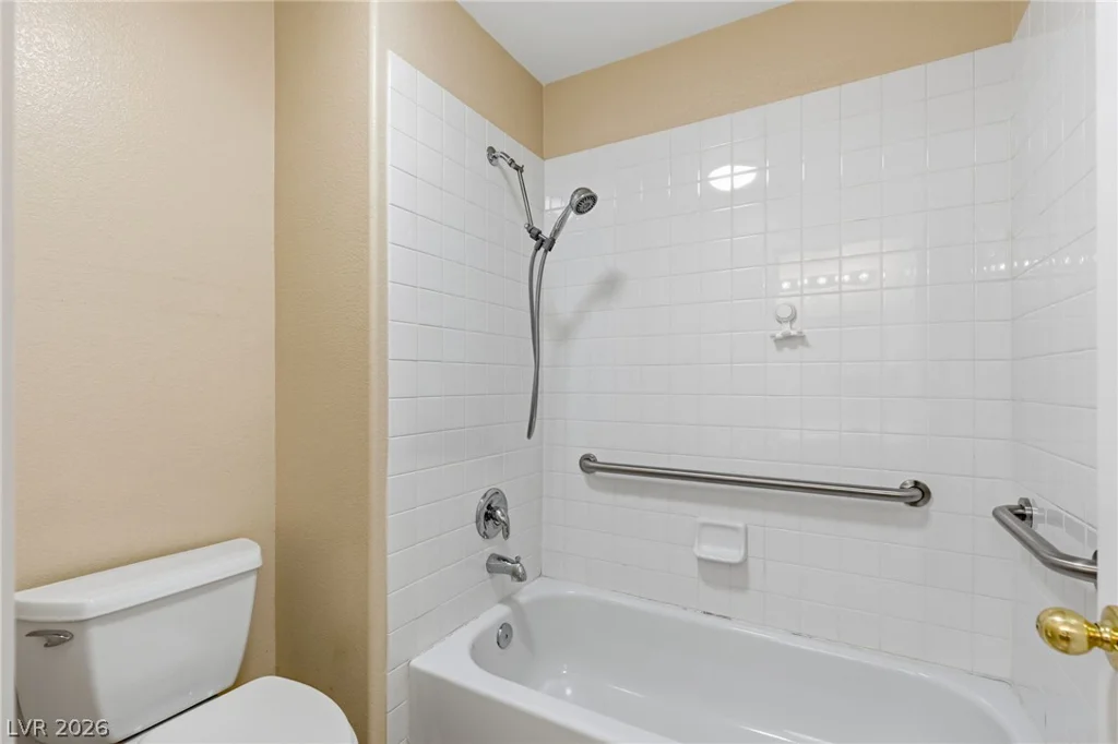 8598 Waterford Bend, Las Vegas, NV 89123
