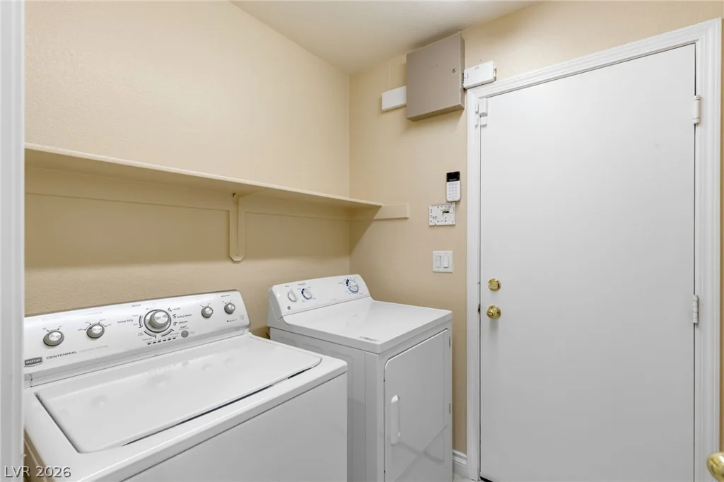 8598 Waterford Bend, Las Vegas, NV 89123