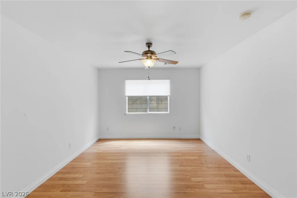 8598 Waterford Bend, Las Vegas, NV 89123
