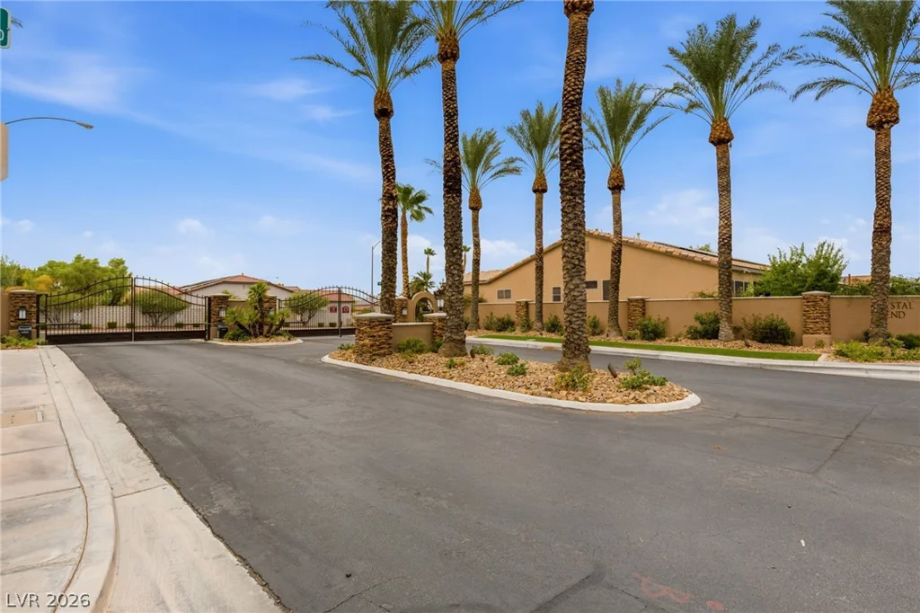 8598 Waterford Bend, Las Vegas, NV 89123