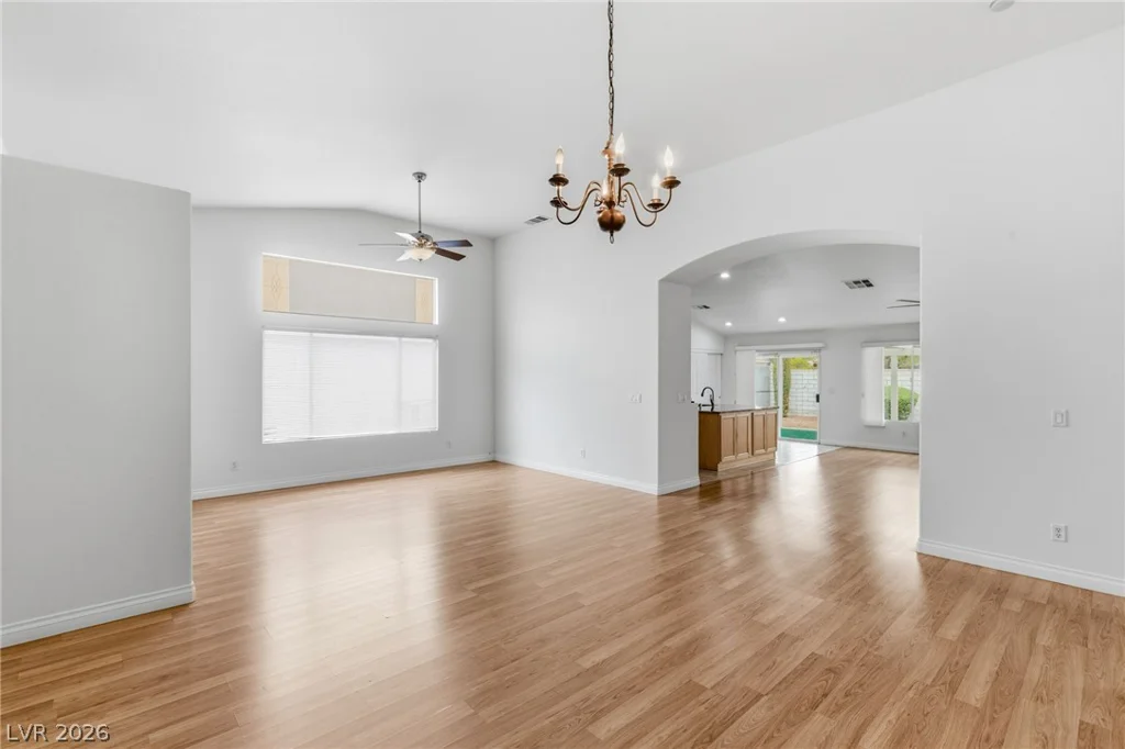 8598 Waterford Bend, Las Vegas, NV 89123