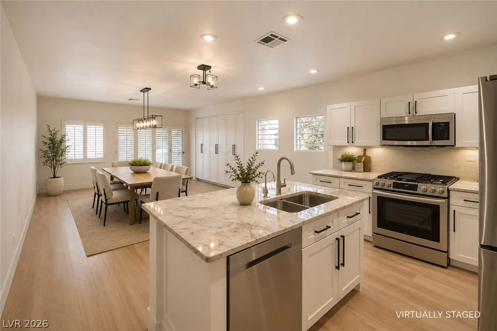601 Bear Grass, Las Vegas, NV 89144