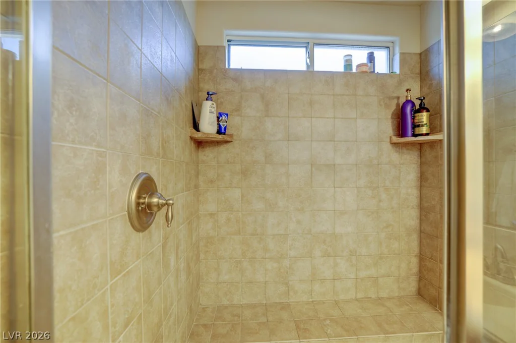 9831 Twin Mill, Las Vegas, NV 89178