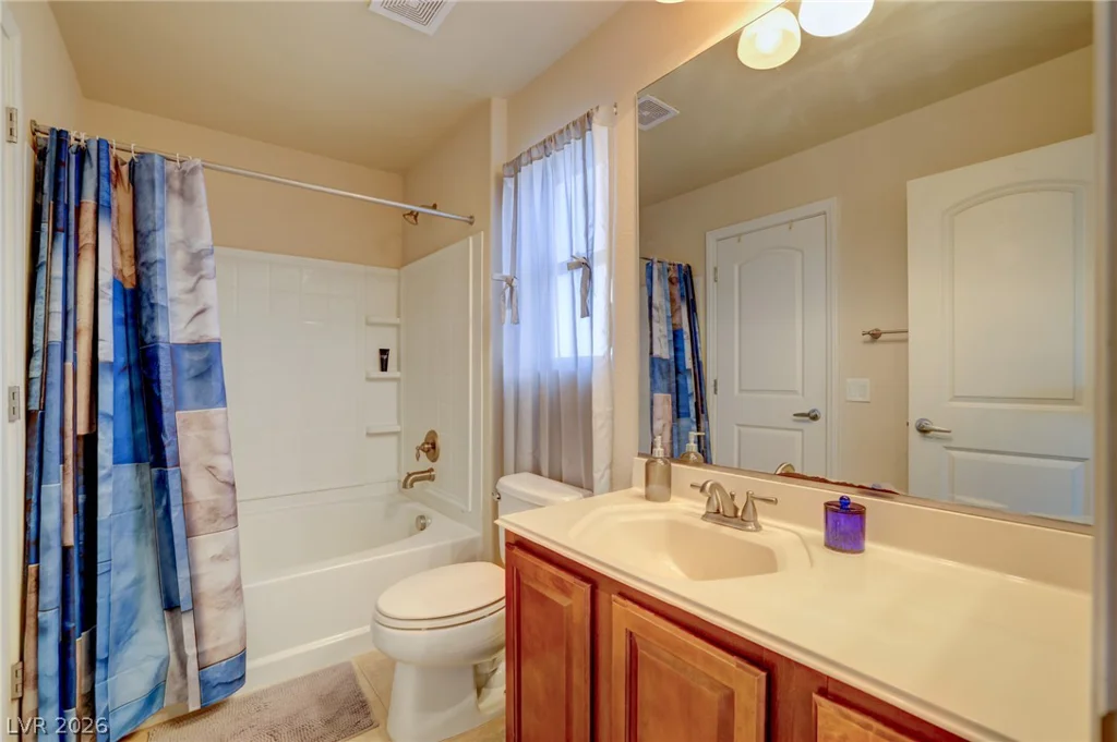 9831 Twin Mill, Las Vegas, NV 89178