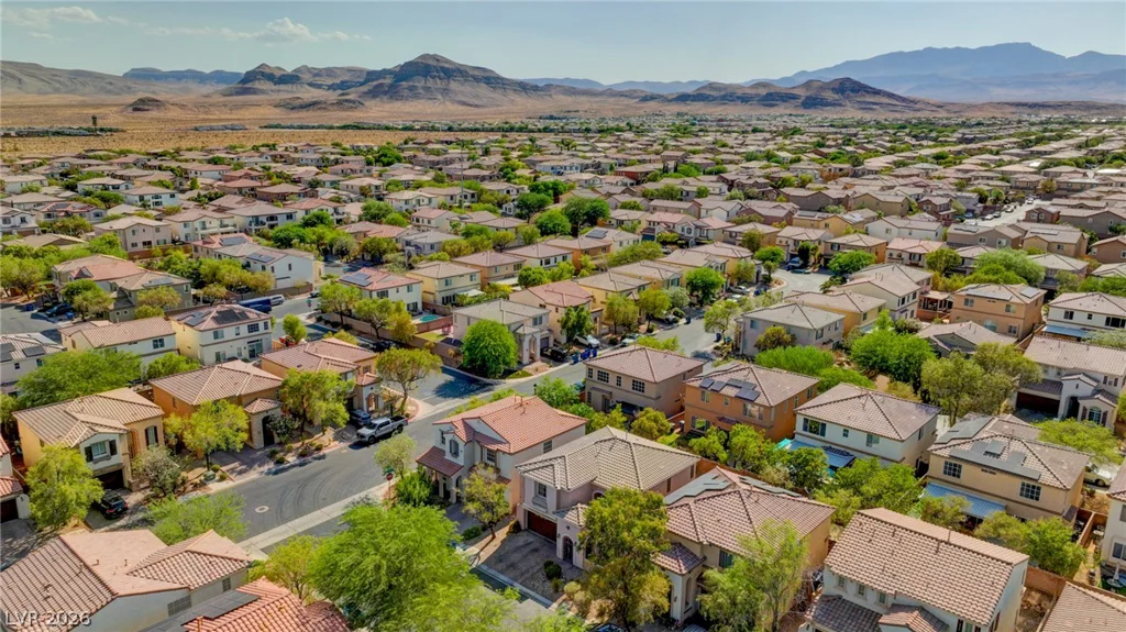 9831 Twin Mill, Las Vegas, NV 89178