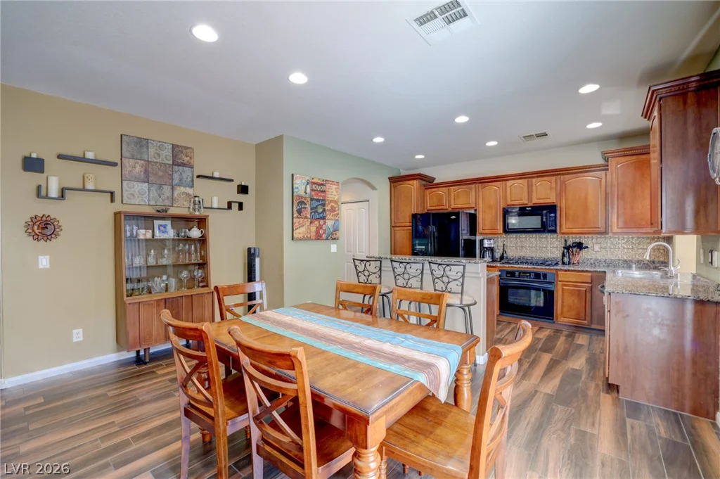 9831 Twin Mill, Las Vegas, NV 89178