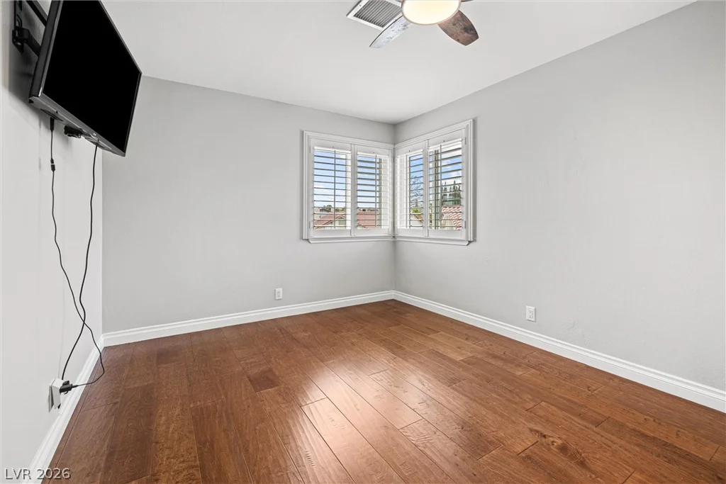 8712 Bolzano, Las Vegas, NV 89117