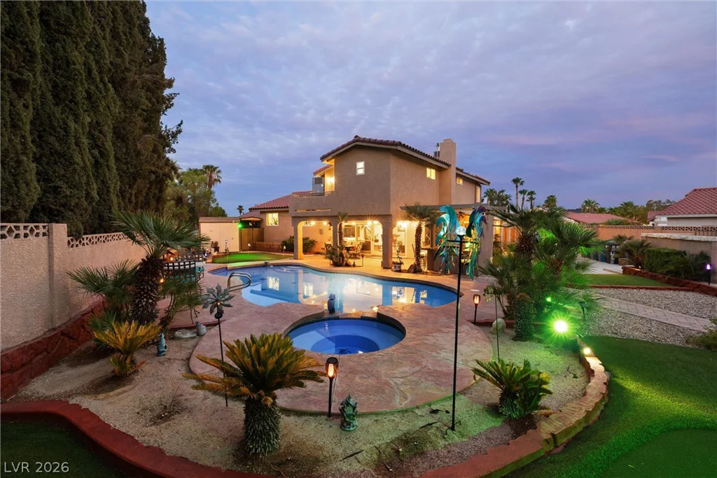 8712 Bolzano, Las Vegas, NV 89117