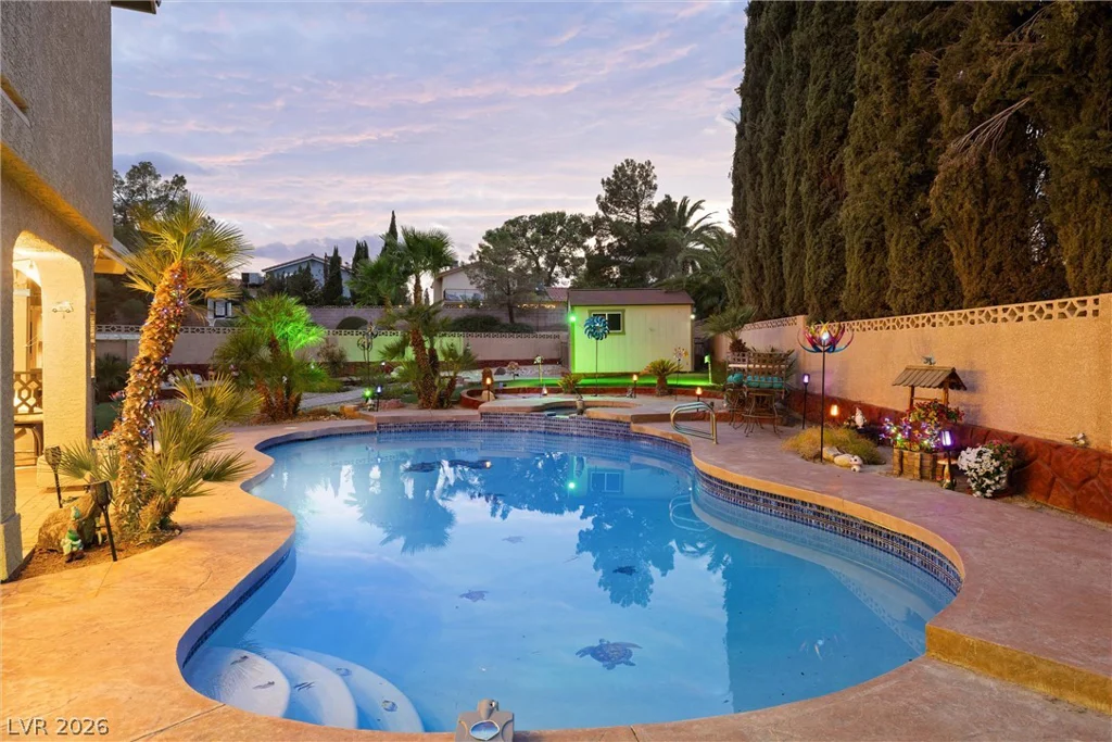 8712 Bolzano, Las Vegas, NV 89117