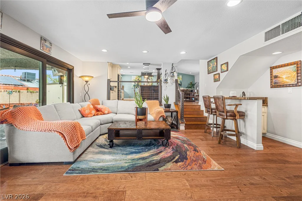 8712 Bolzano, Las Vegas, NV 89117