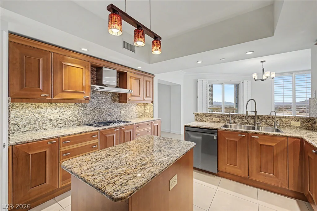 2777 Paradise, Las Vegas, NV 89109