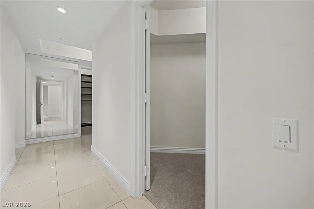 2777 Paradise, Las Vegas, NV 89109