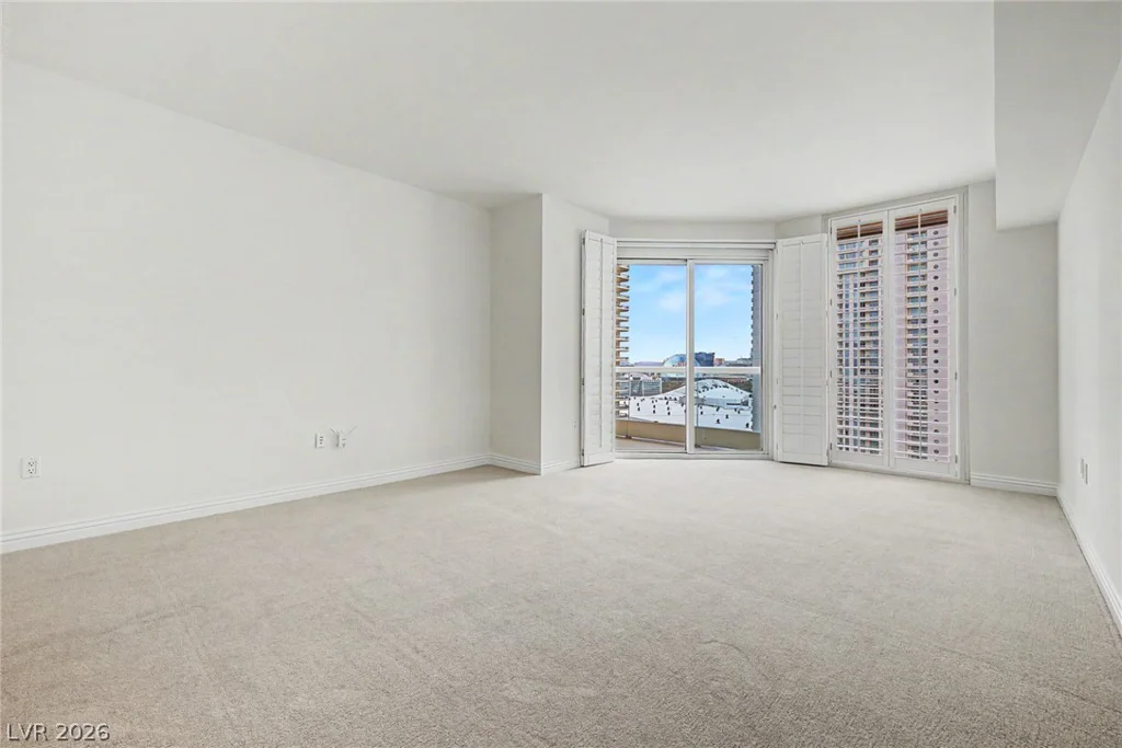 2777 Paradise, Las Vegas, NV 89109