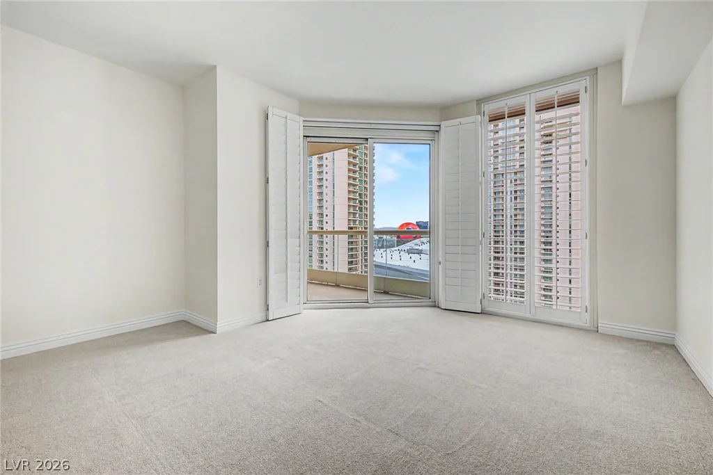 2777 Paradise, Las Vegas, NV 89109