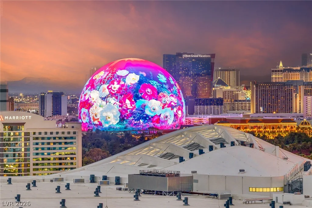 2777 Paradise, Las Vegas, NV 89109