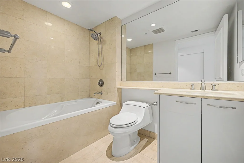 2777 Paradise, Las Vegas, NV 89109