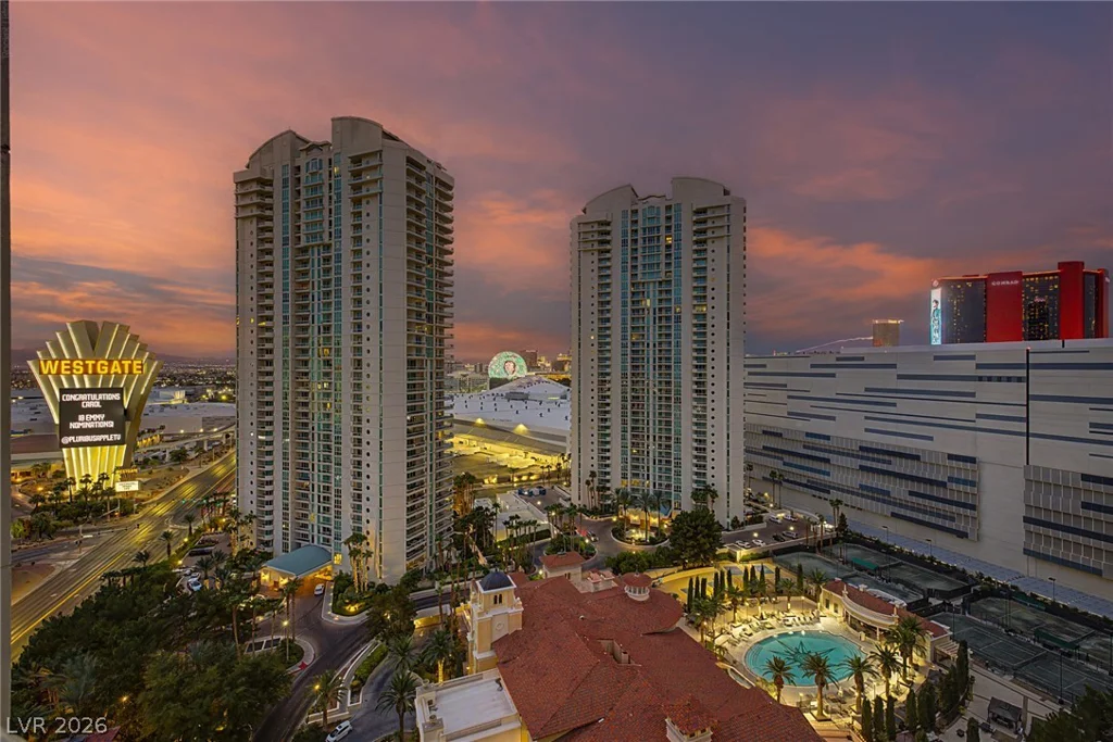 2777 Paradise, Las Vegas, NV 89109
