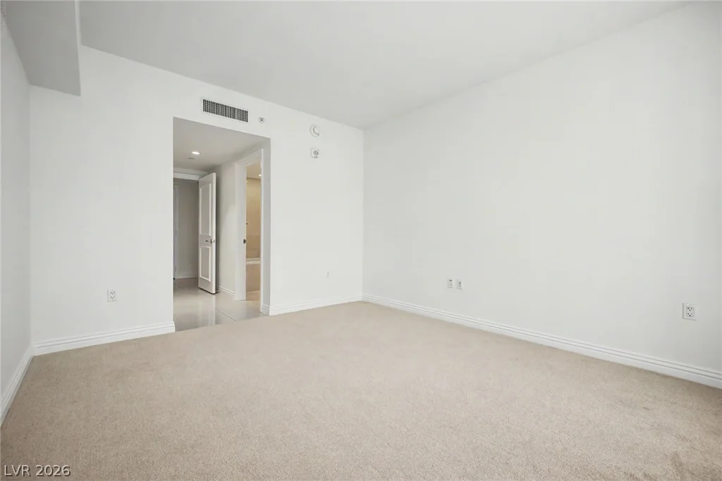 2777 Paradise, Las Vegas, NV 89109