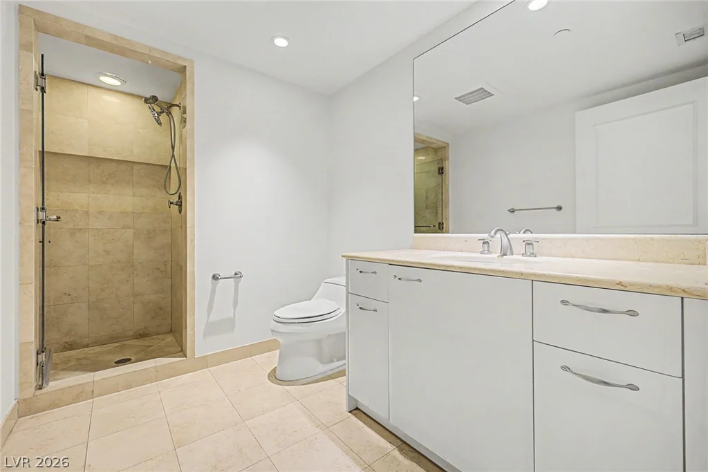 2777 Paradise, Las Vegas, NV 89109