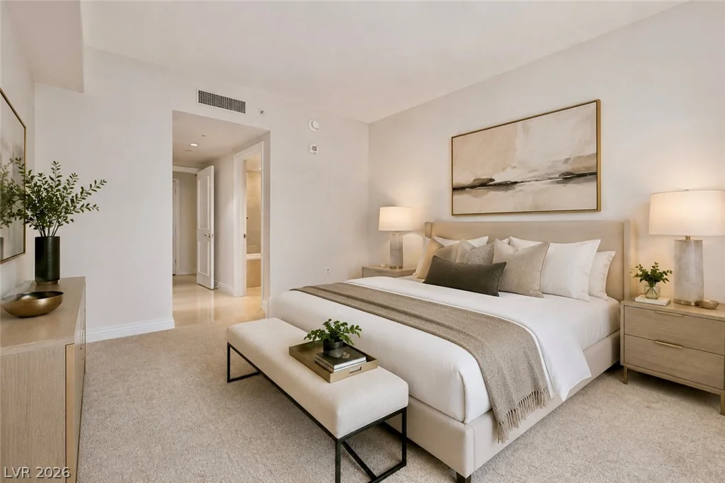 2777 Paradise, Las Vegas, NV 89109