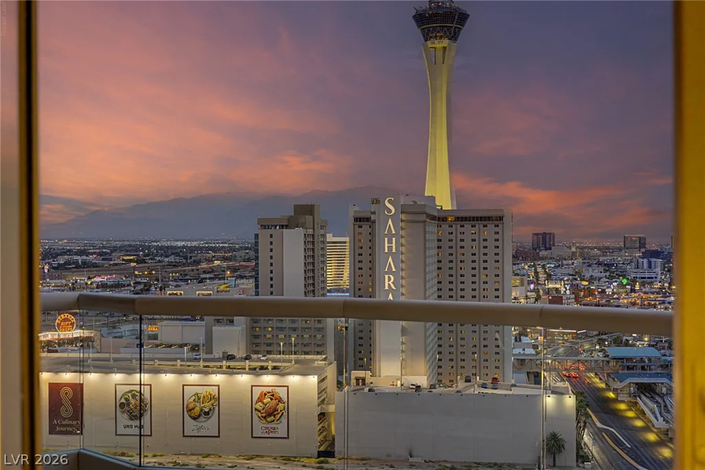 2777 Paradise, Las Vegas, NV 89109