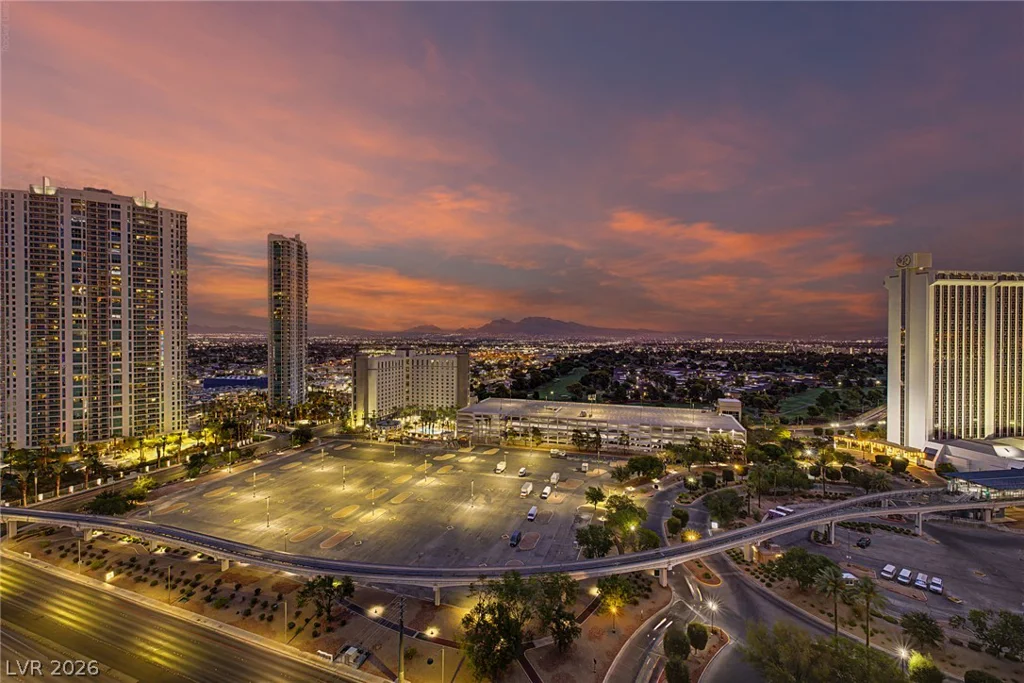 2777 Paradise, Las Vegas, NV 89109