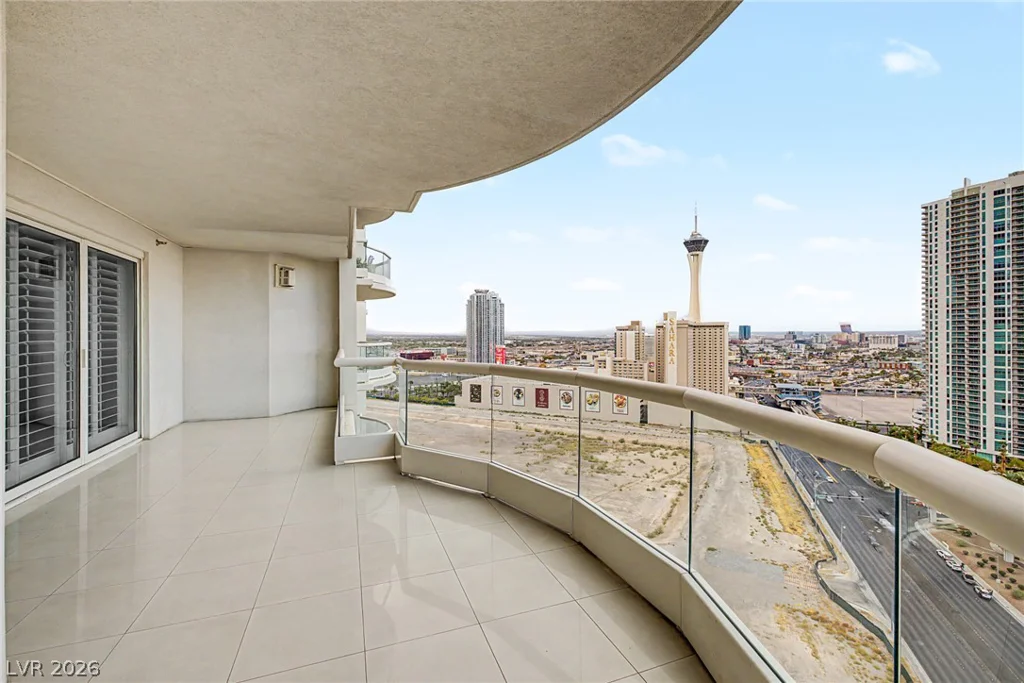 2777 Paradise, Las Vegas, NV 89109