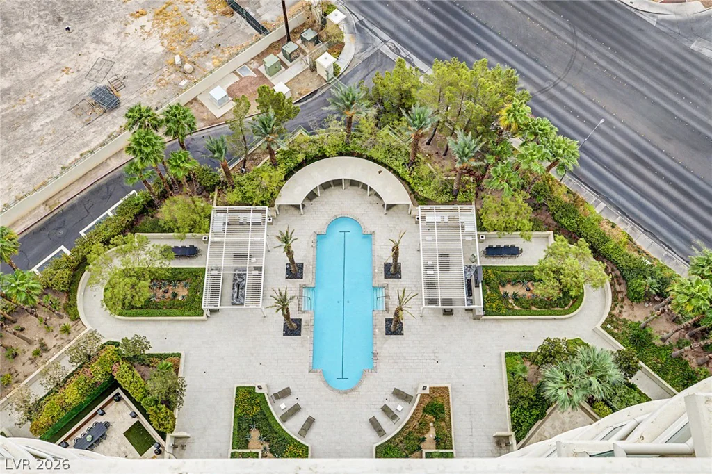2777 Paradise, Las Vegas, NV 89109