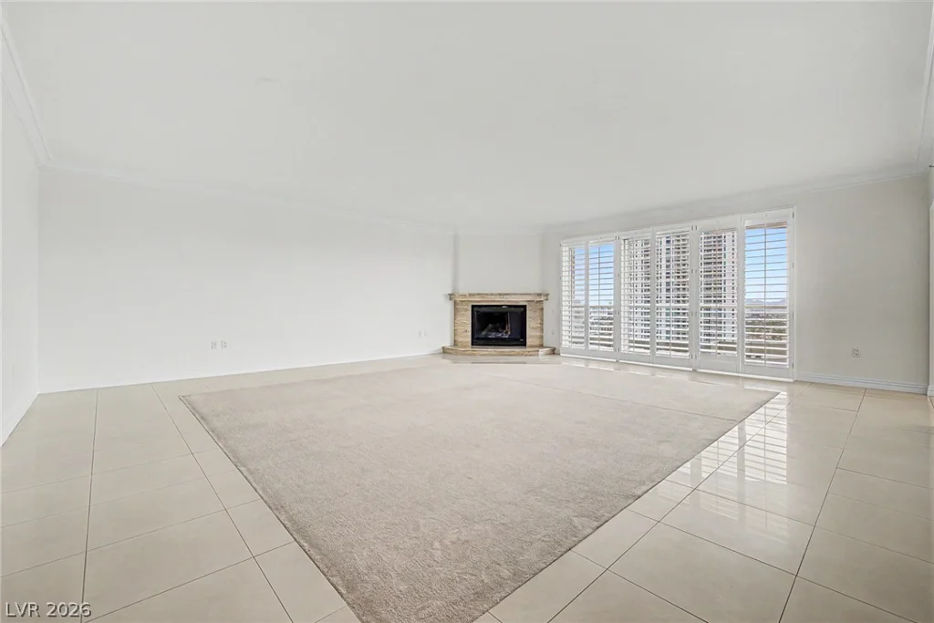 2777 Paradise, Las Vegas, NV 89109