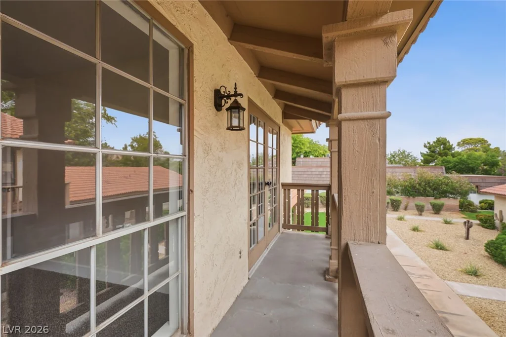 3045 Pinehurst, Las Vegas, NV 89109