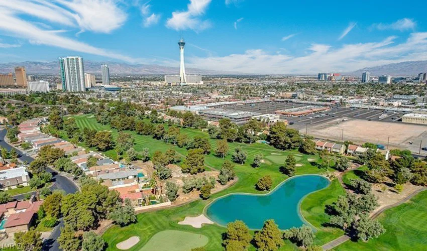 3045 Pinehurst, Las Vegas, NV 89109
