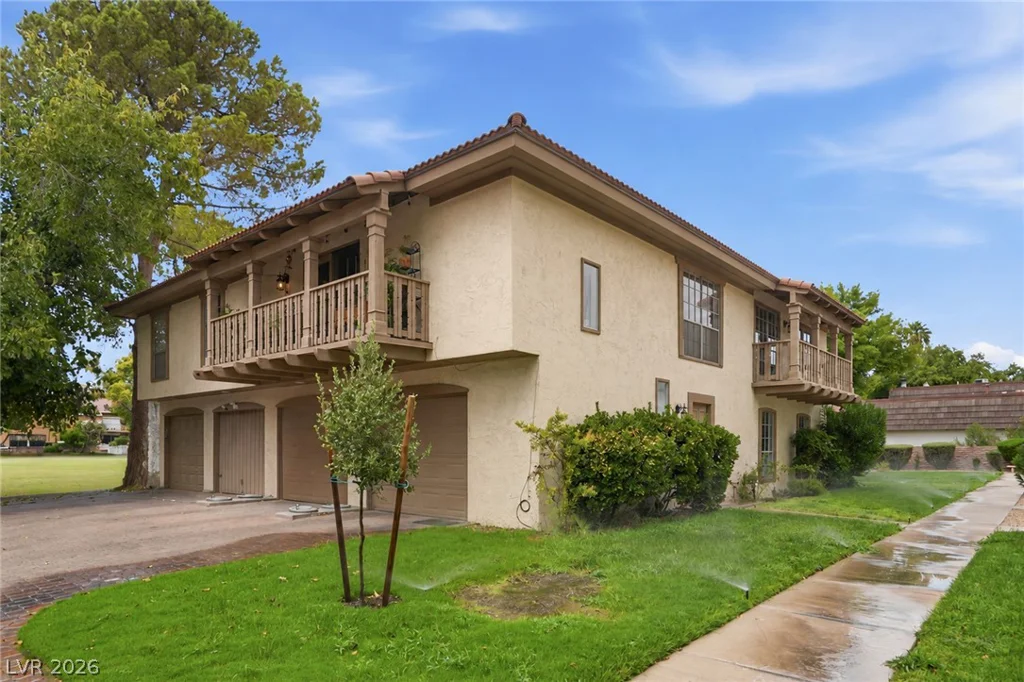 3045 Pinehurst, Las Vegas, NV 89109