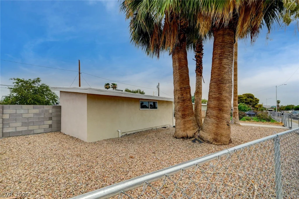 2317 Howard, Las Vegas, NV 89104