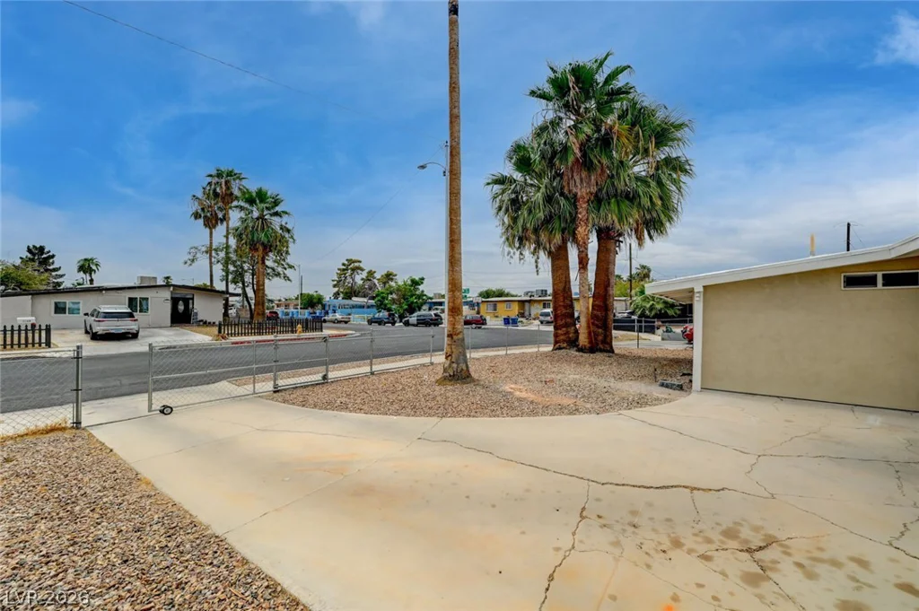 2317 Howard, Las Vegas, NV 89104
