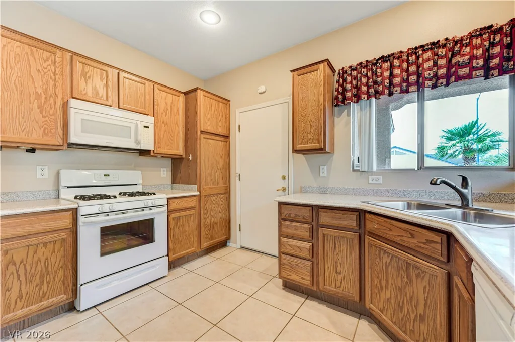 1789 Eagle Village, Henderson, NV 89012