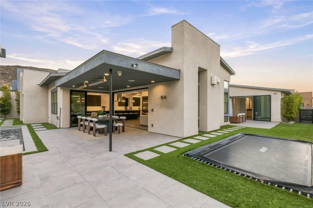 2211 Overlook Canyon, Henderson, NV 89052