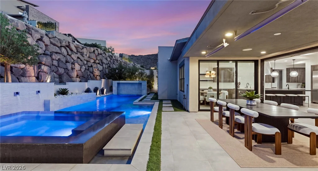 2211 Overlook Canyon, Henderson, NV 89052
