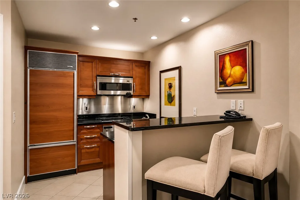 135 Harmon, Las Vegas, NV 89109