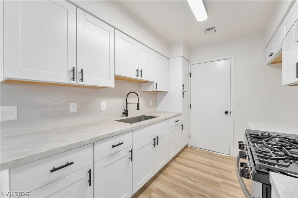 4417 Cool Valley, Las Vegas, NV 89110