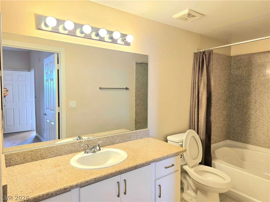 8000 Badura, Las Vegas, NV 89113