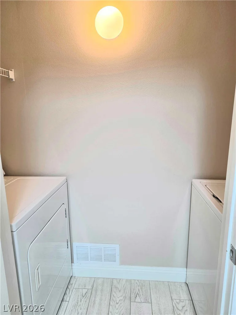 8000 Badura, Las Vegas, NV 89113