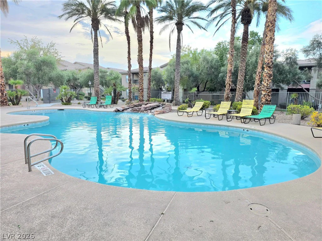 8000 Badura, Las Vegas, NV 89113